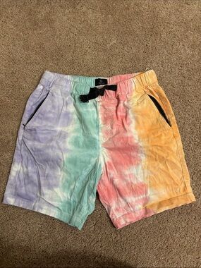 Empyre Shorts Size Small